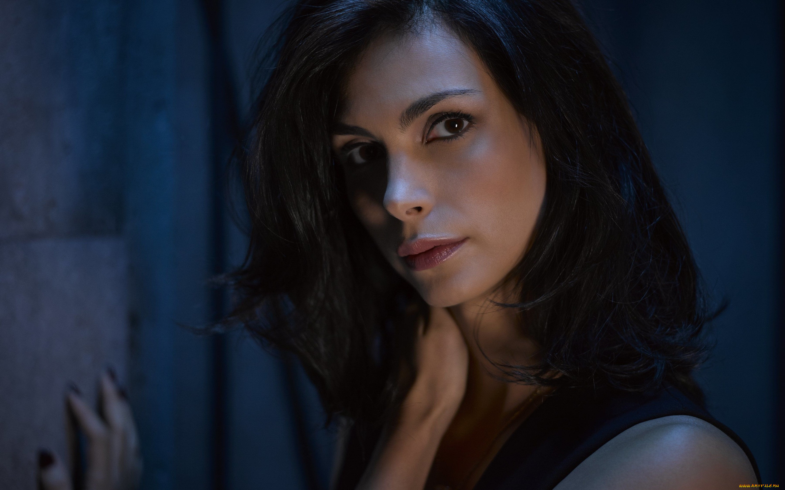  , gotham, morena, baccarin